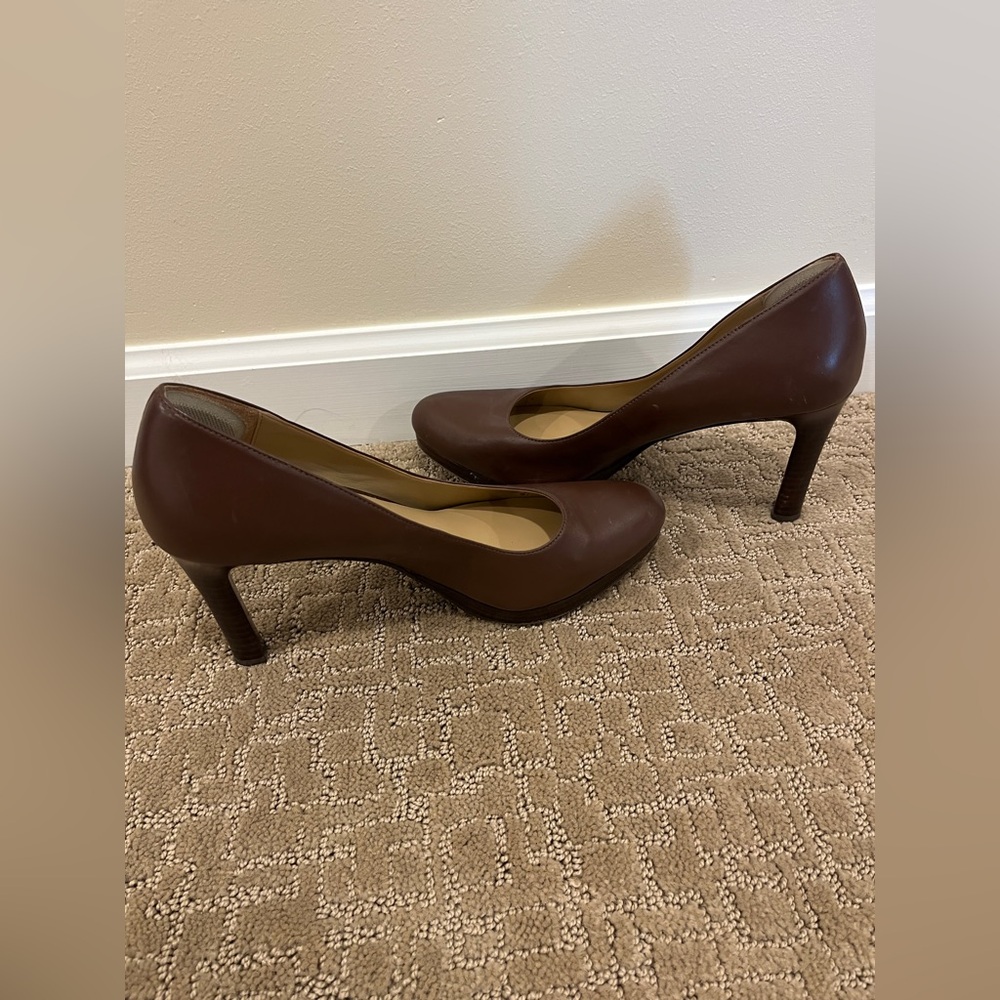 Naturalizer Brown Leather Heels Size 9 - Picture 2 of 6